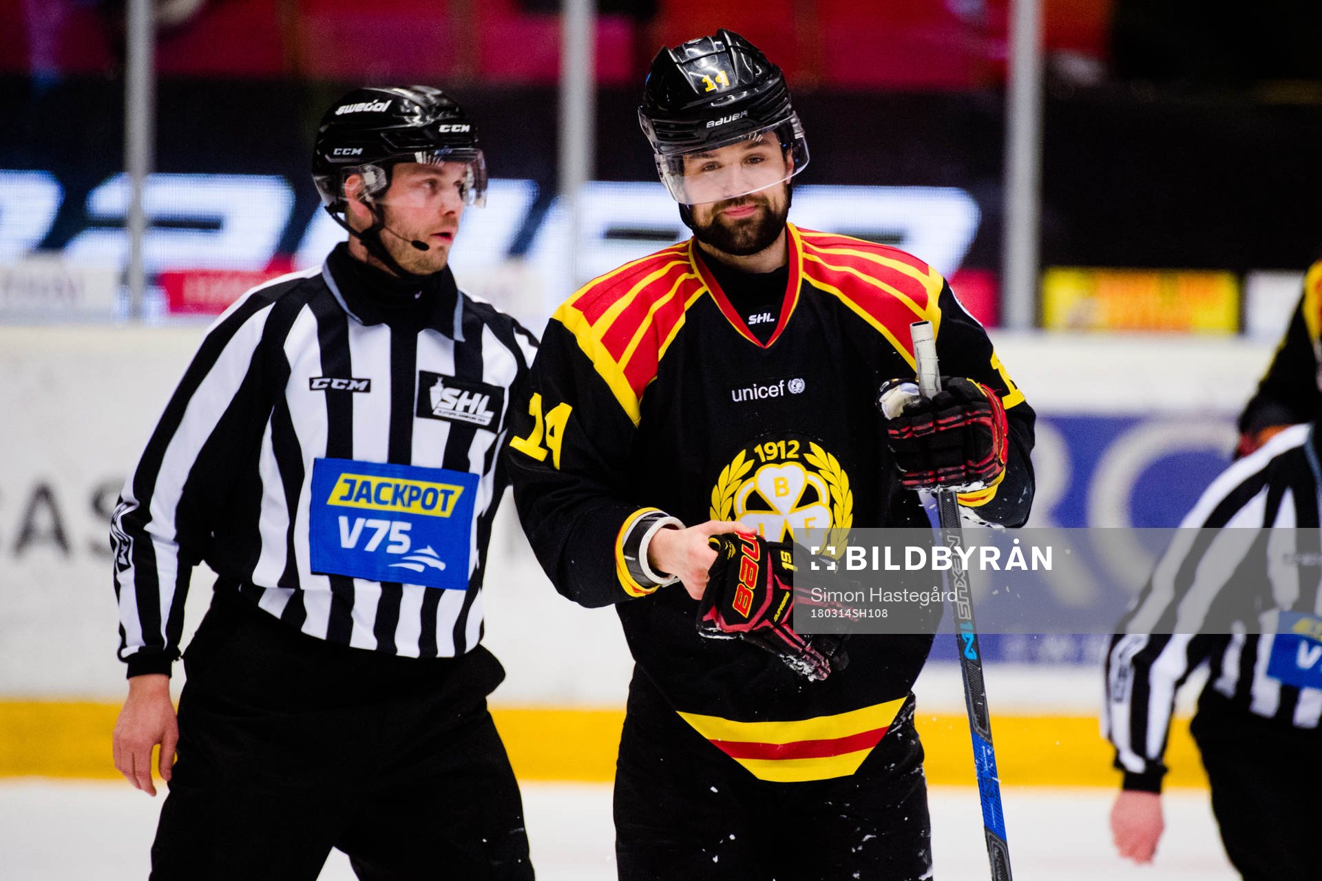 Brynäs Johan Alcén har ont