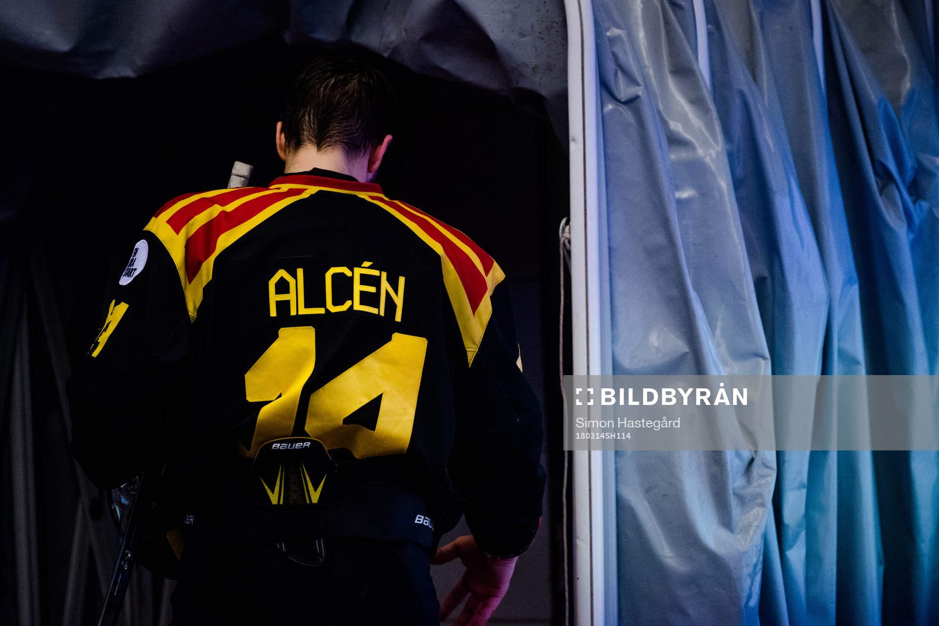 Brynäs Johan Alcén lämnar isen