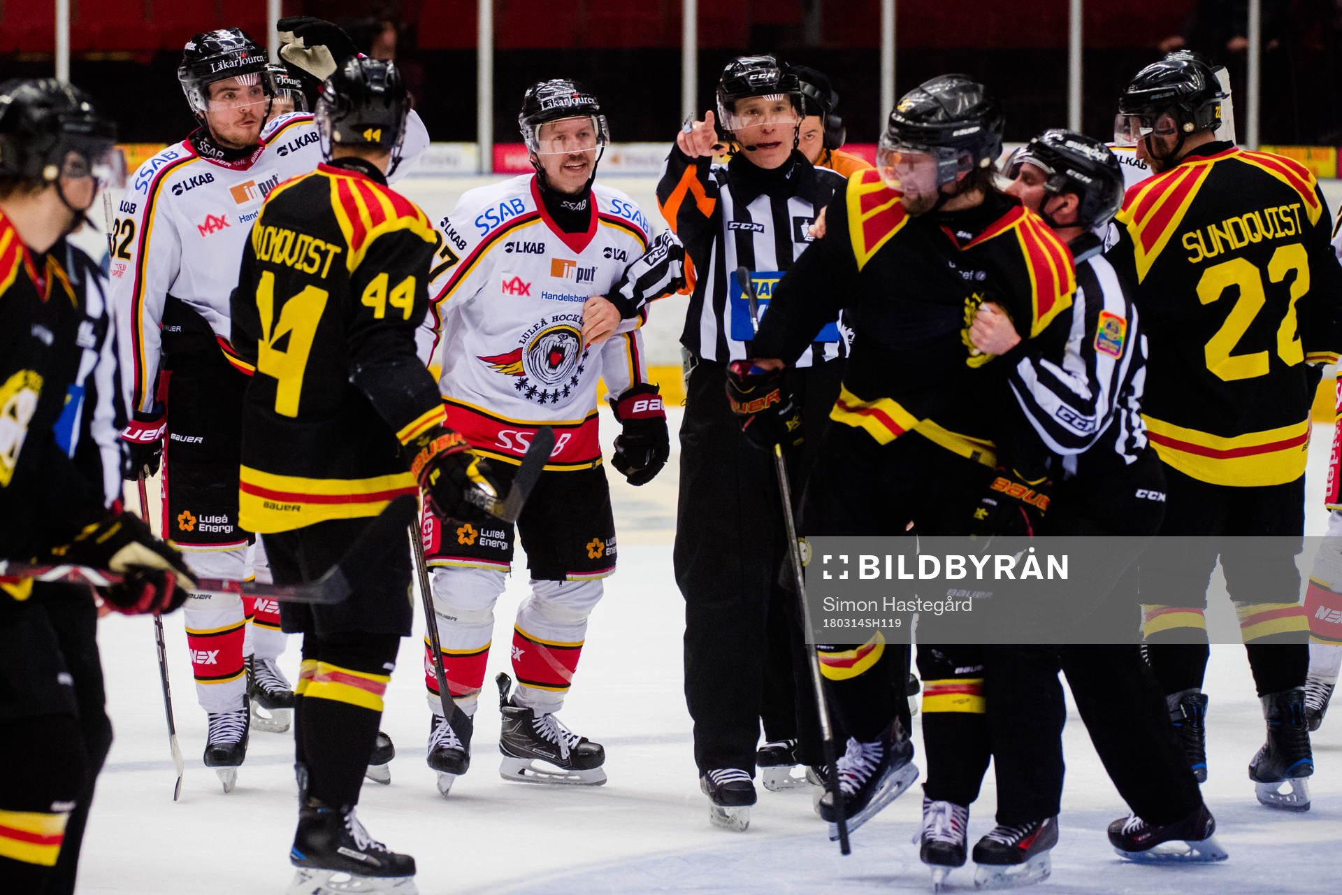 Bråk mellan Luleås Per Ledin och Brynäs Jonathan