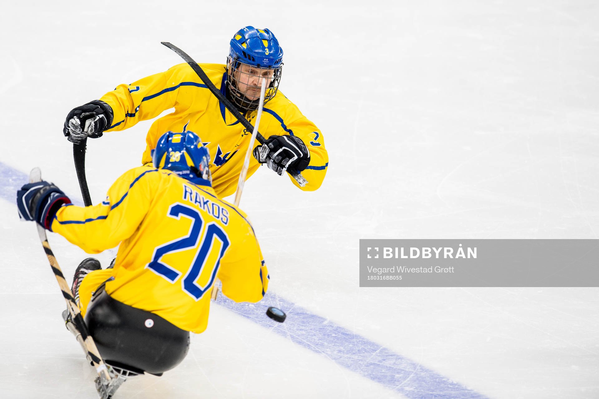 Niklas Ingvarsson and Niklas Rakos of Sweden