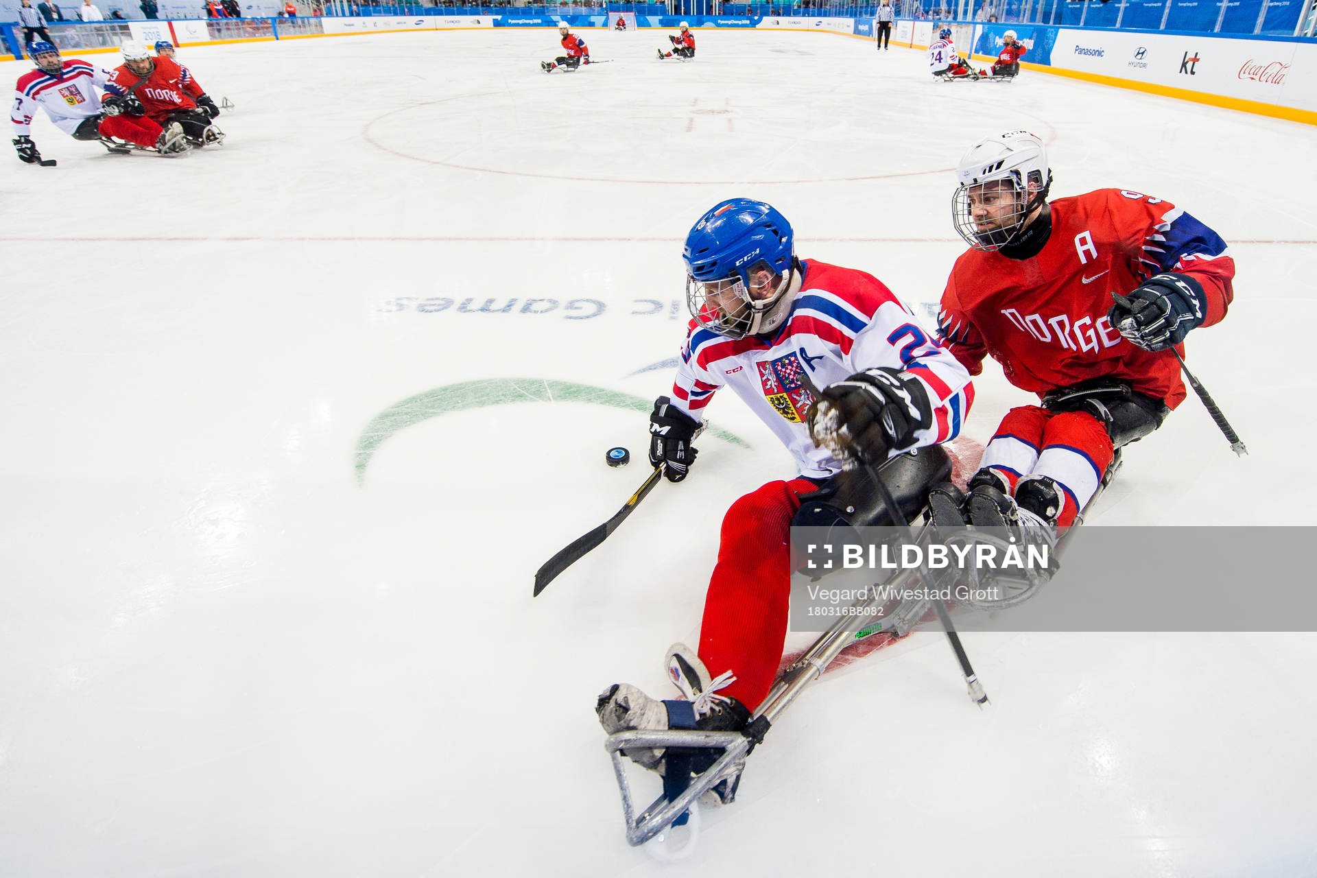 Pavel Kubes of the Czech Republic and Morten Værnes of