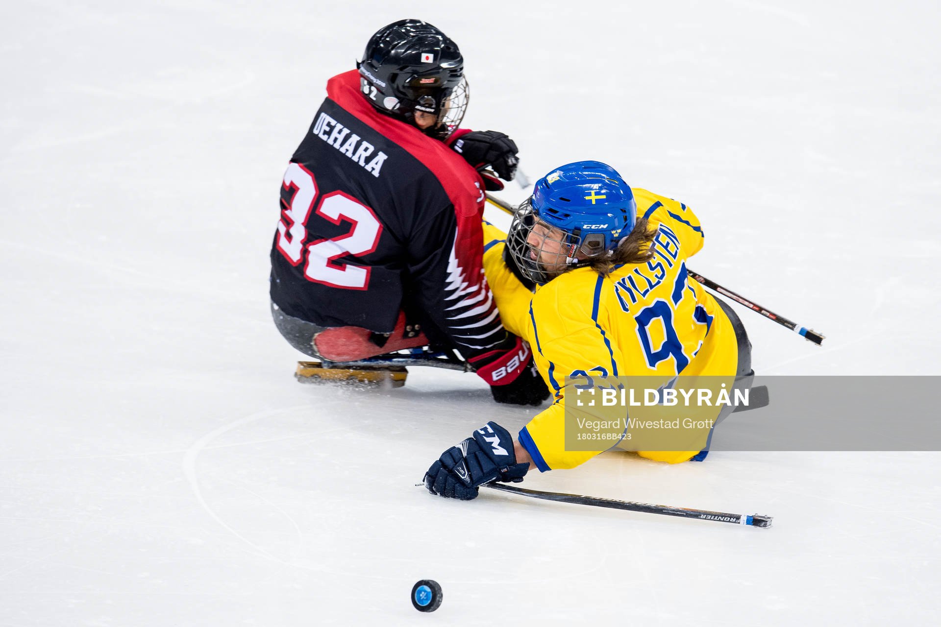 Daisuke Uehara of Japan and Maximillian Gyllsten of Sweden