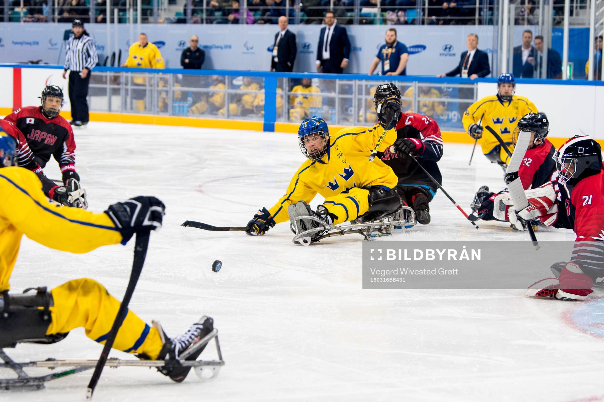 Robin Meng of Sweden with the assist for the 2-1 goal