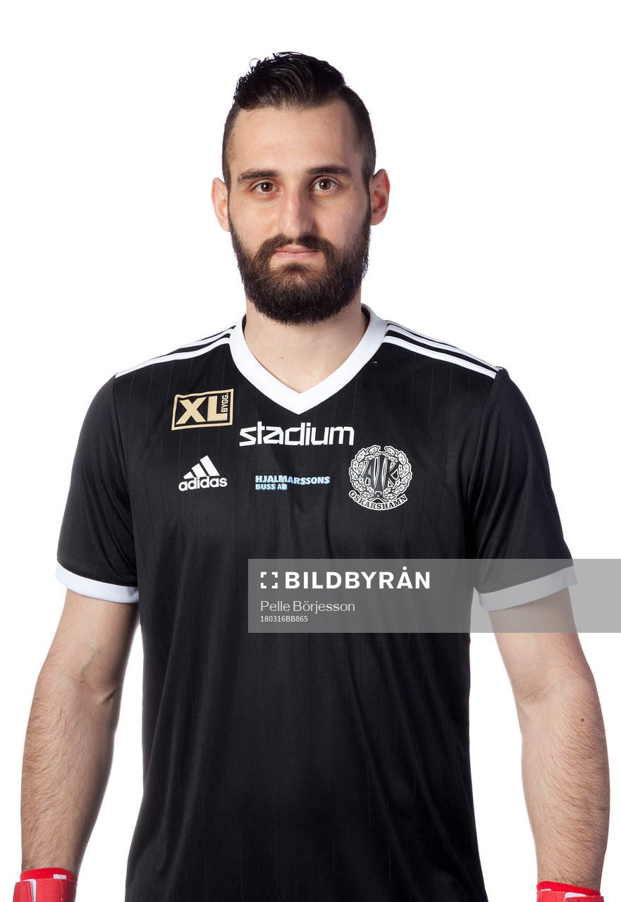 Oskarshamns målvakt filippos sachsanidis poserar för ett porträtt den 16 mars 2018 i Oskarshamn.