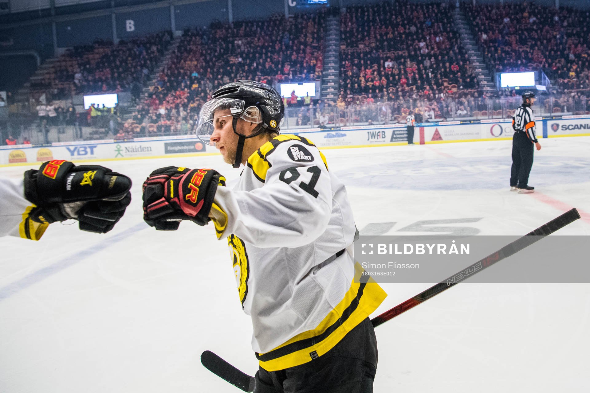 Brynäs Juuso Ikonen jublar