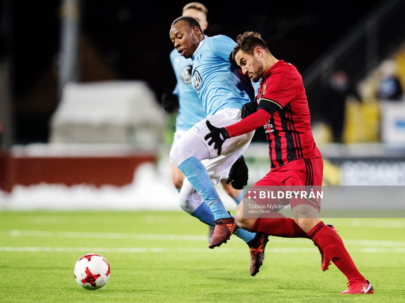 Malmö FFs Carlos Strandberg och Östersunds Sotirios