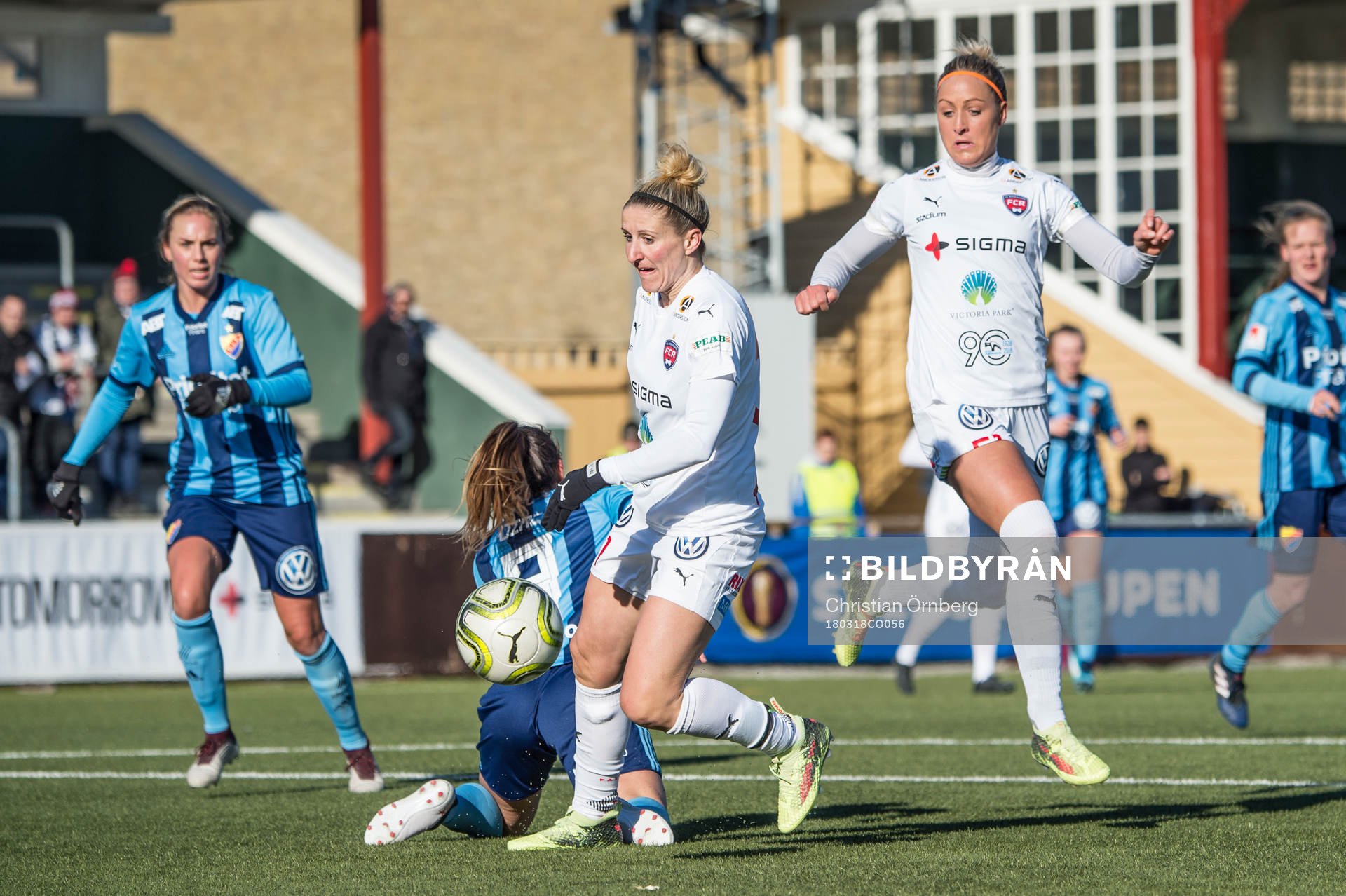 Rosengårds Anja Mittag och Sanne Troelsgaard Nielsen mot