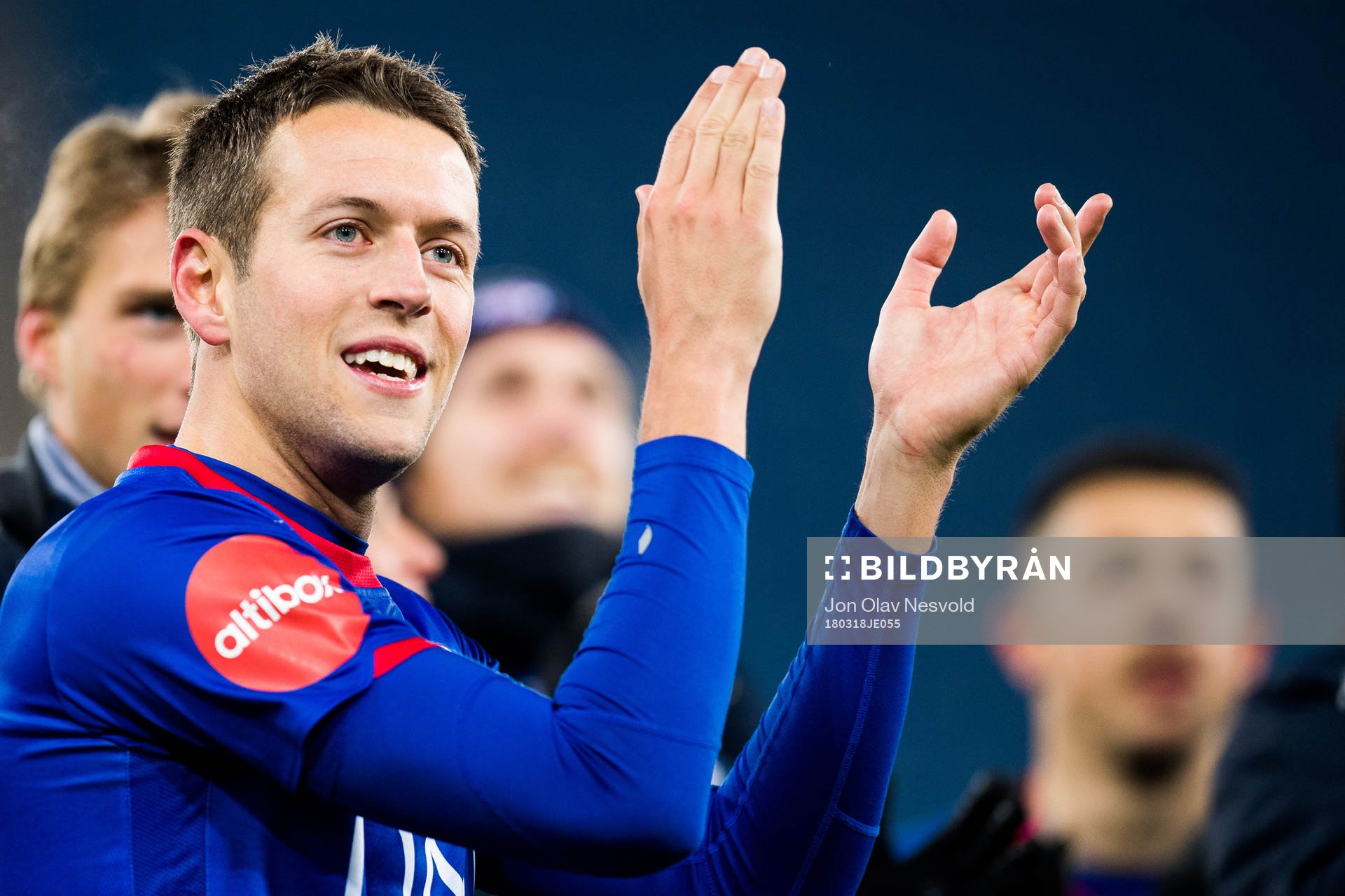 Jonatan Tollås Nation of Vålerenga celebrates