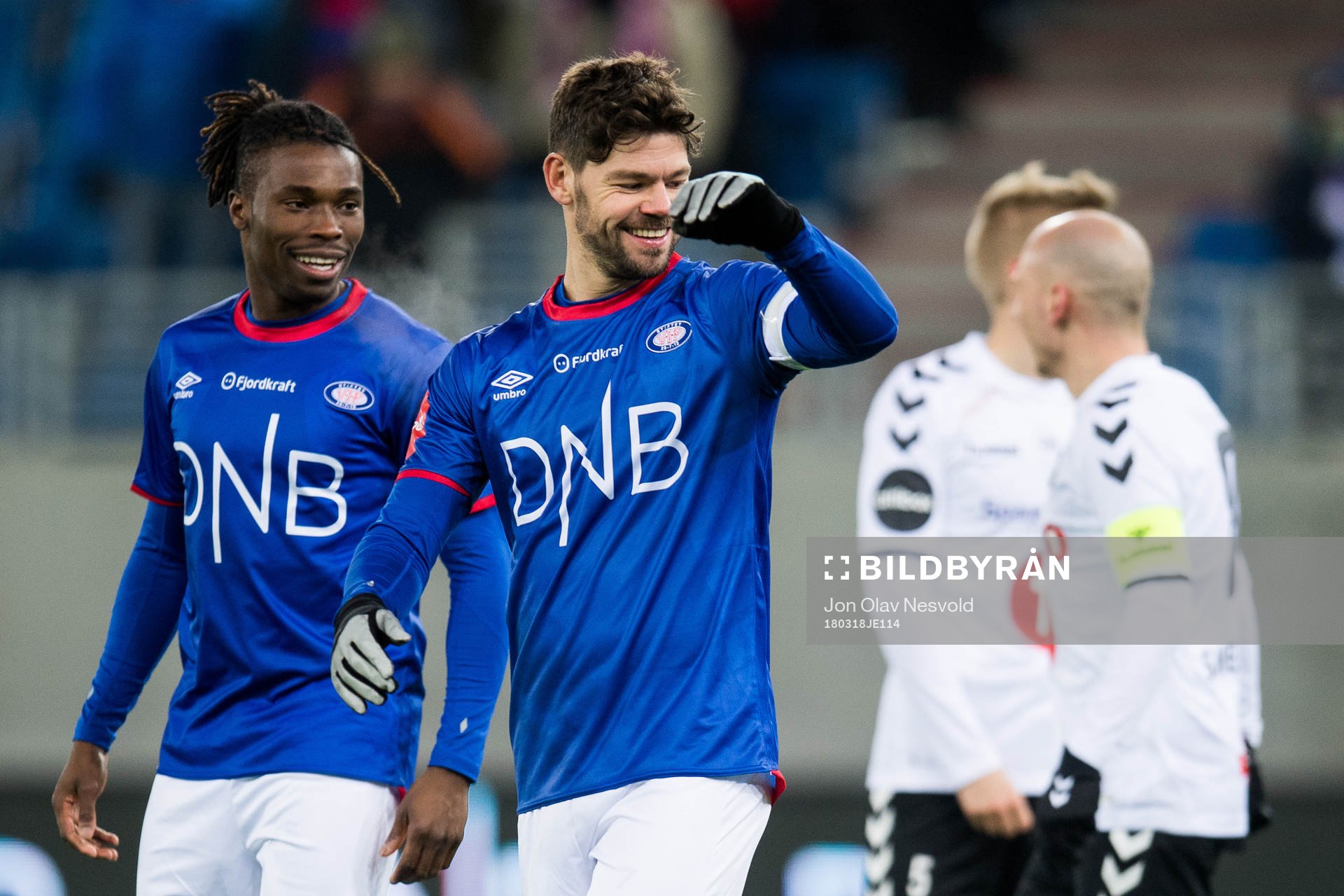 Samuel Adekugbe of Vålerenga and Daniel Fredheim Holm of