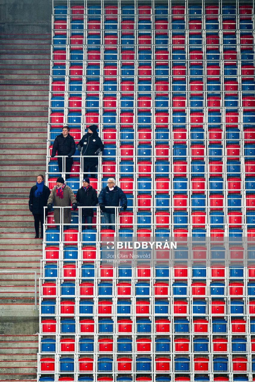 Spectators and empty seats