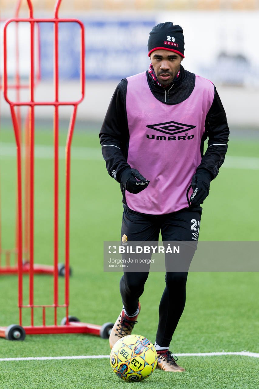 Alex Dyer