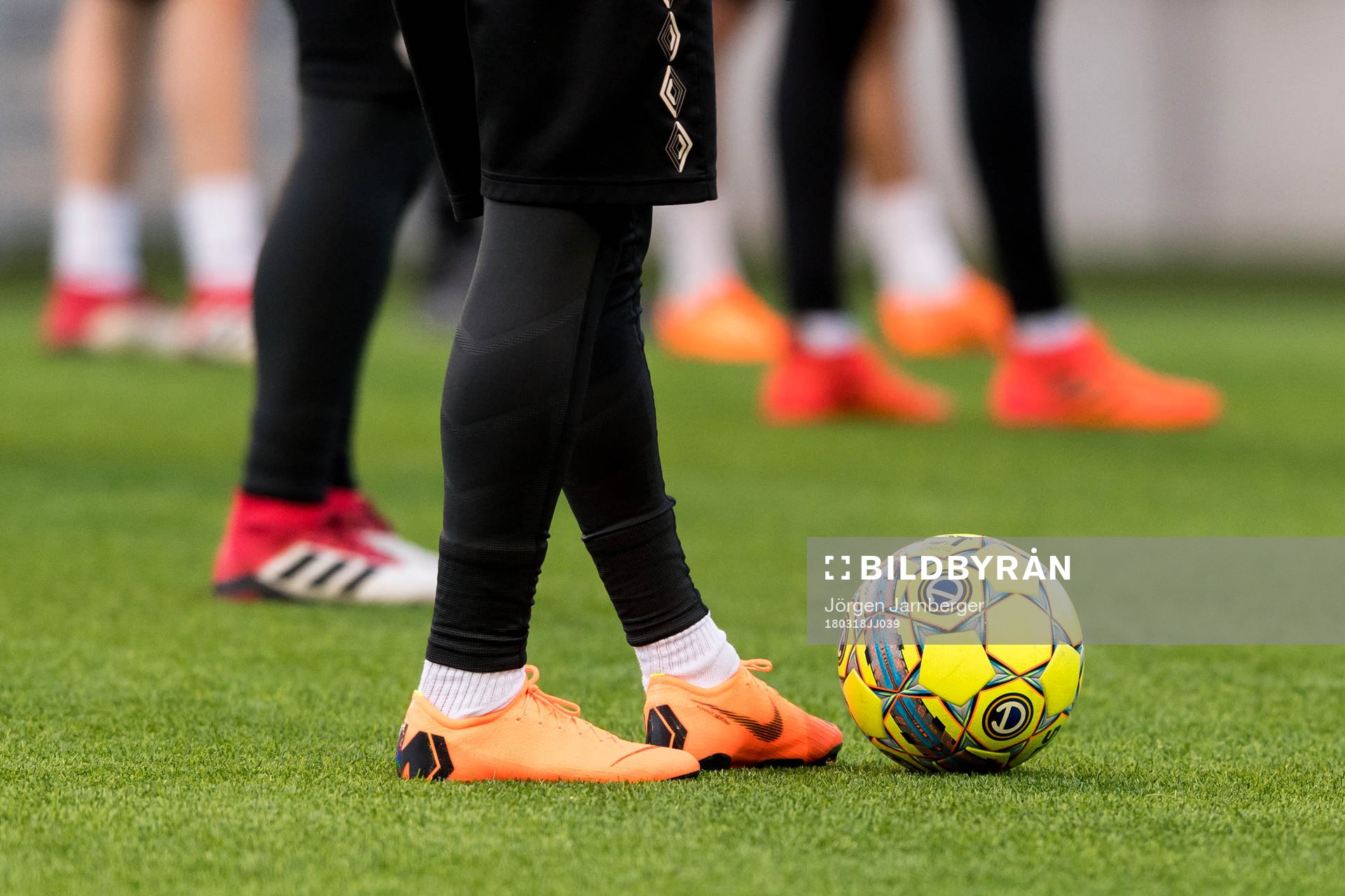 Officiella allsvenska matchbollen
