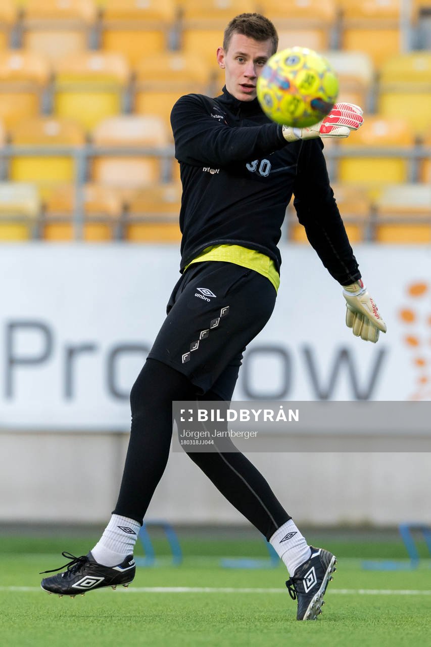 målvakt David Olsson