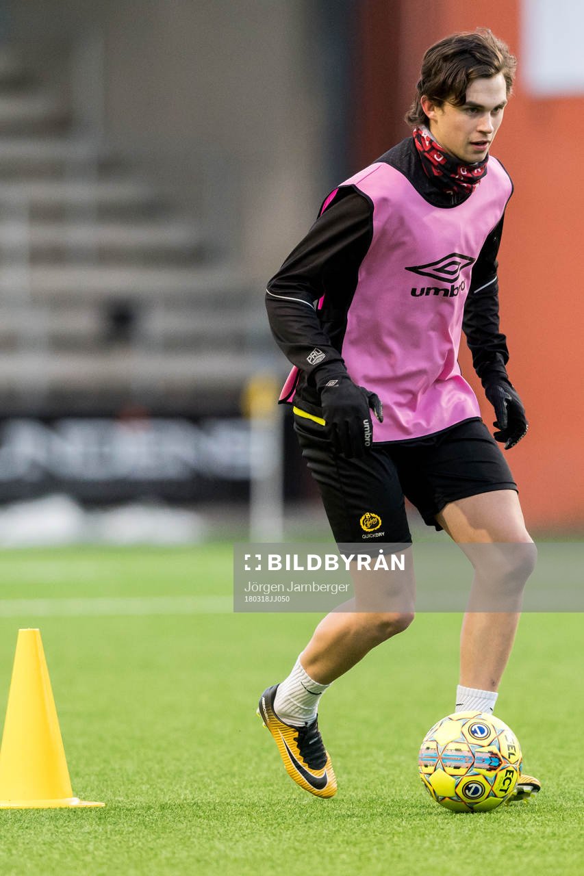 Rasmus Rosenqvist under det Allsvenska fotbollslaget Elfsborgs träning den 18 mars 2018 i Borås.