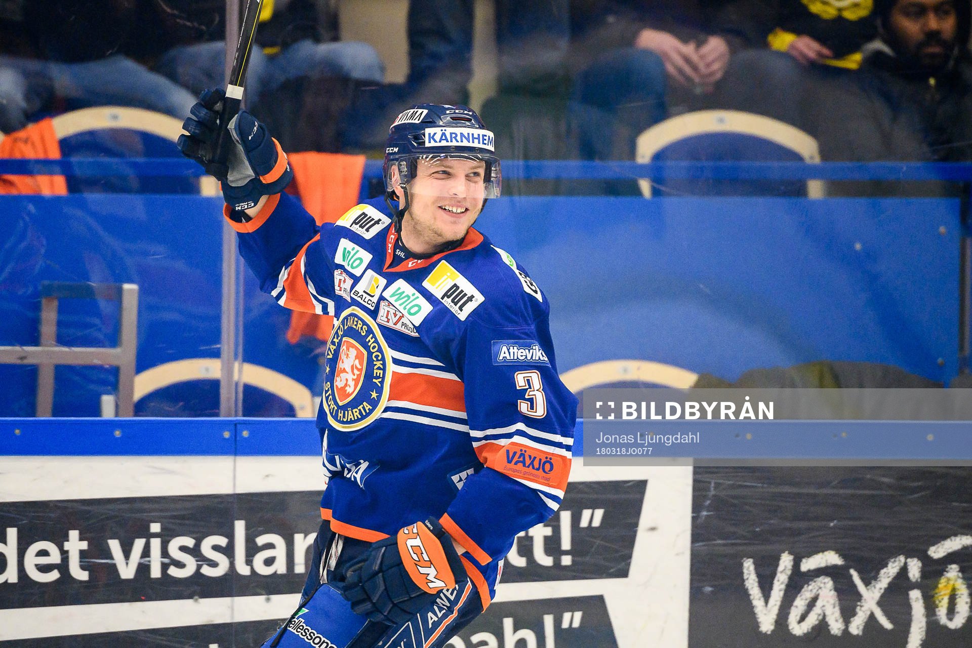 Växjös Oliver Bohm jublar