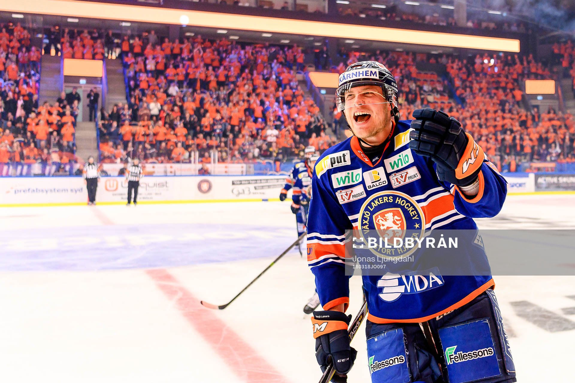 Växjös Oliver Bohm jublar