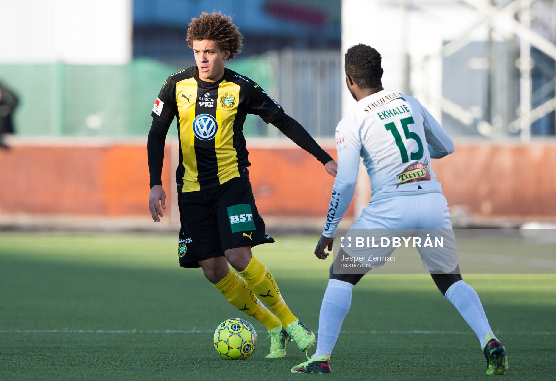 Hammarbys Neto Borges och Mariehamns Amos Ekhalie