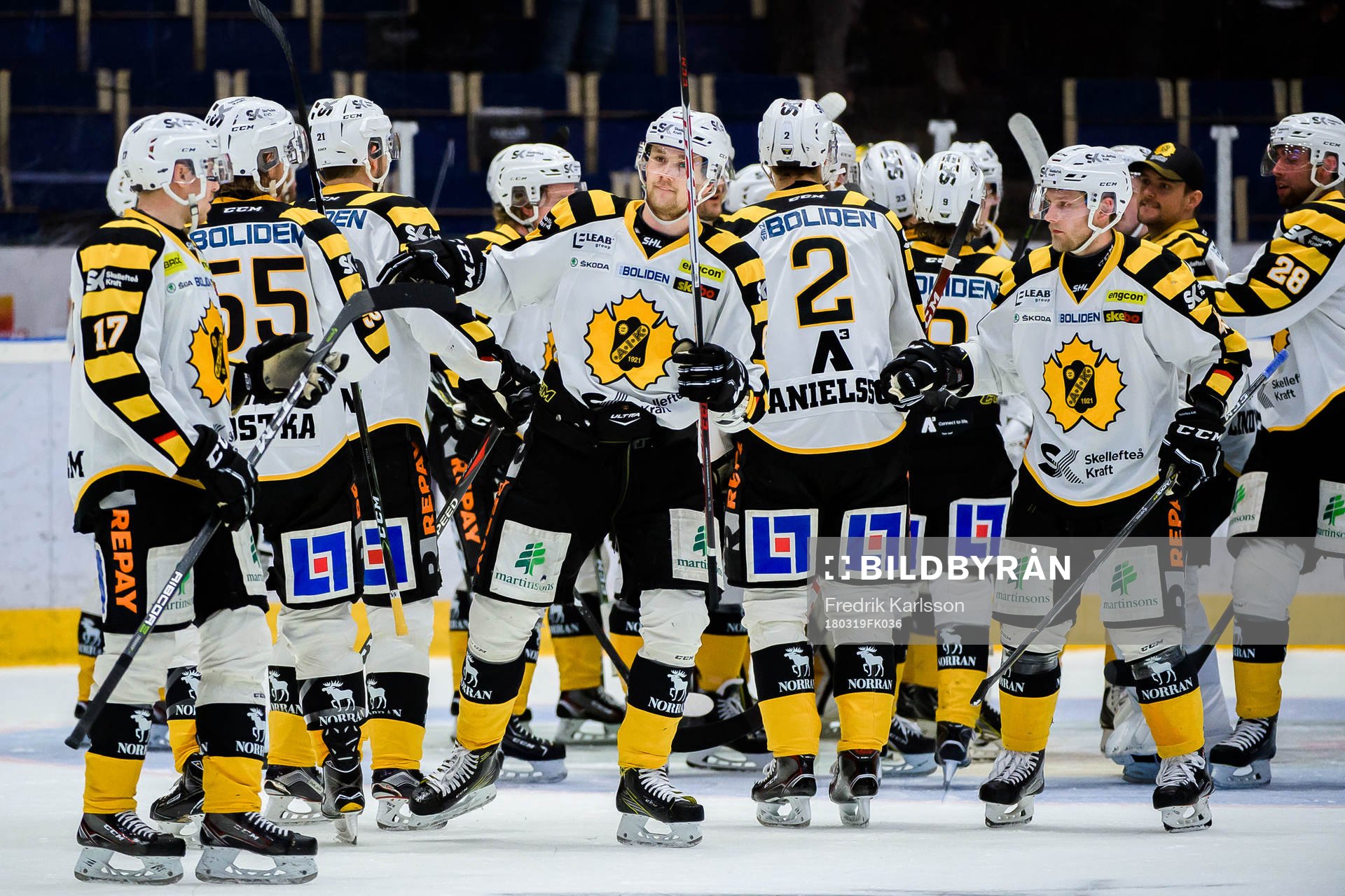 Skellefteås spelare jublar