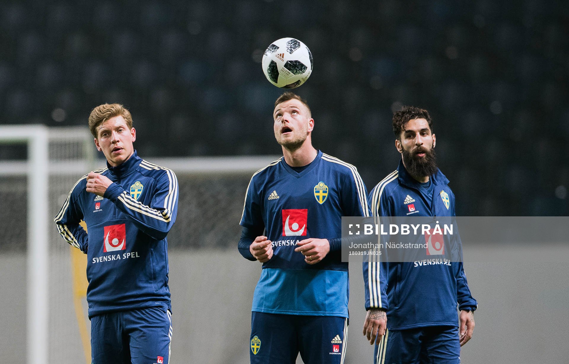 Sveriges Alexander Fransson, John Guidetti och Jimmy Durmaz
