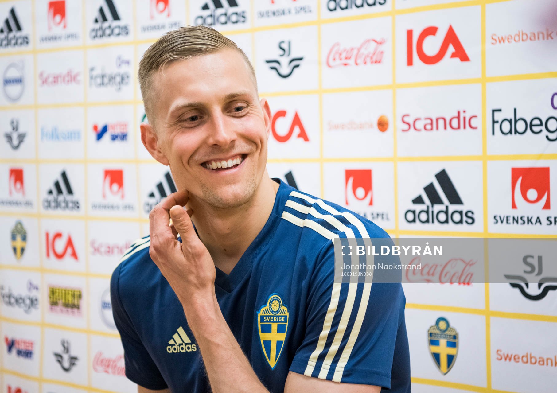Sveriges målvakt Karl-Johan Johnsson