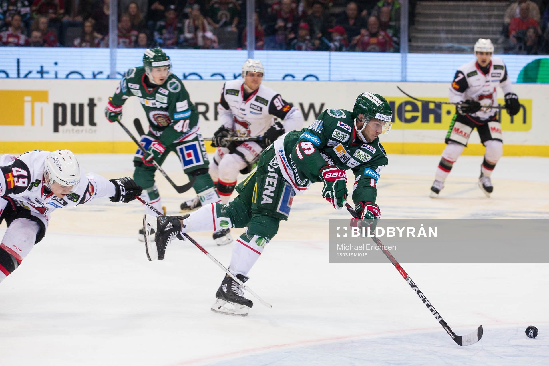 Malmö Redhawks Rhett Rakhshani trippar Frölundas Matt
