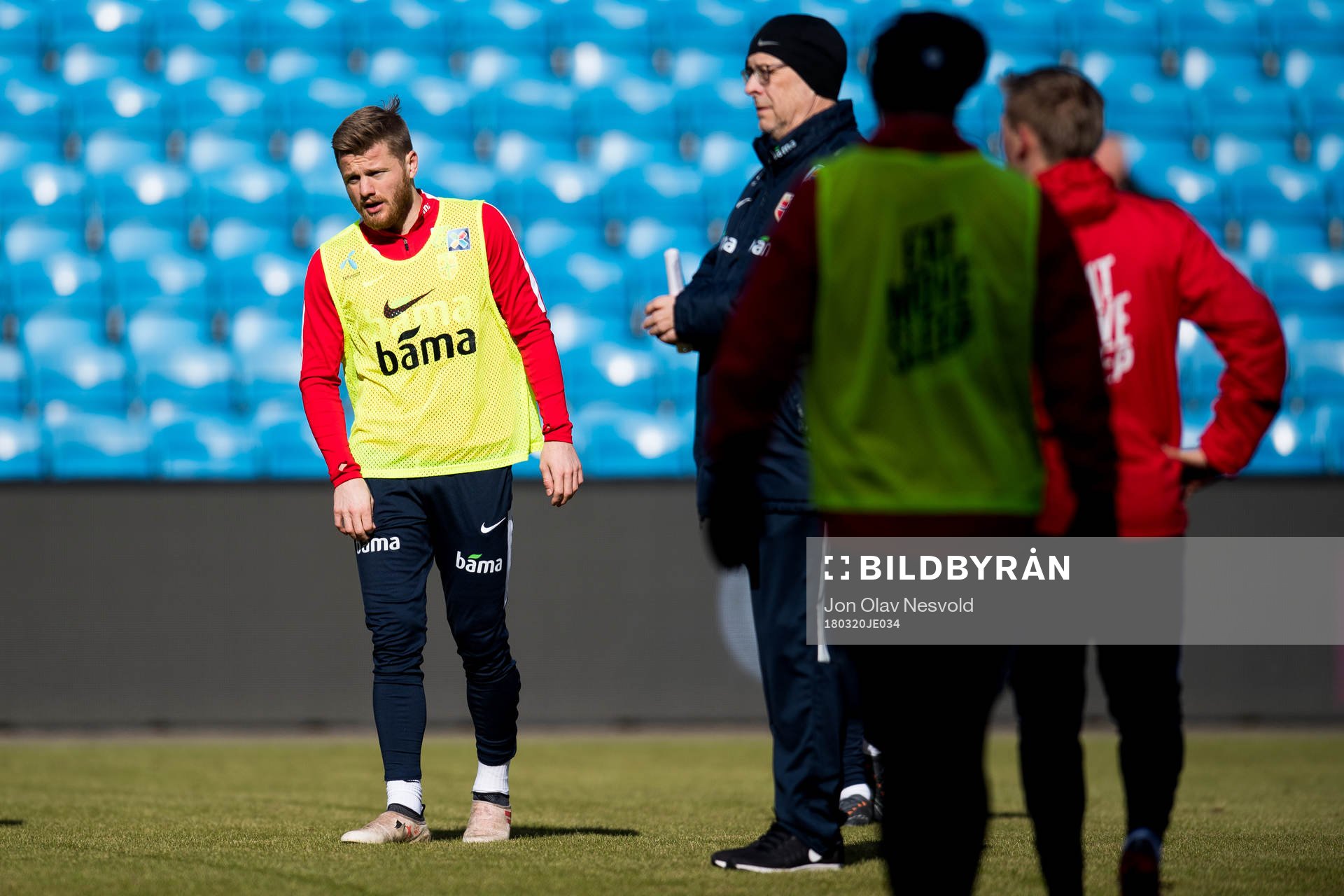 Fredrik Midtsjø and Lars Lagerbäck, head coach of Norway