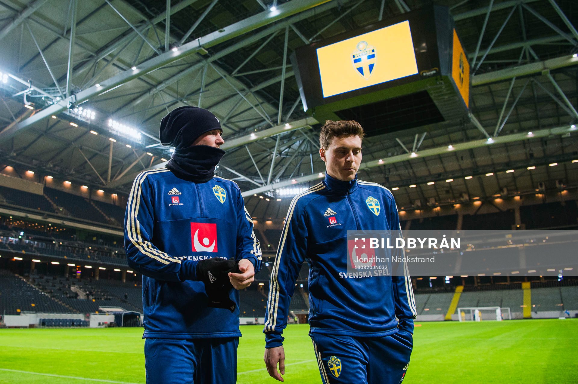 Sveriges Ola Toivonen och Victor Nilsson Lindelöf