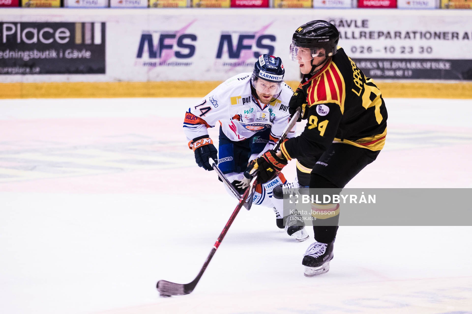 Brynäs Henrik Larsson och Växjös Brendan Shinnimin