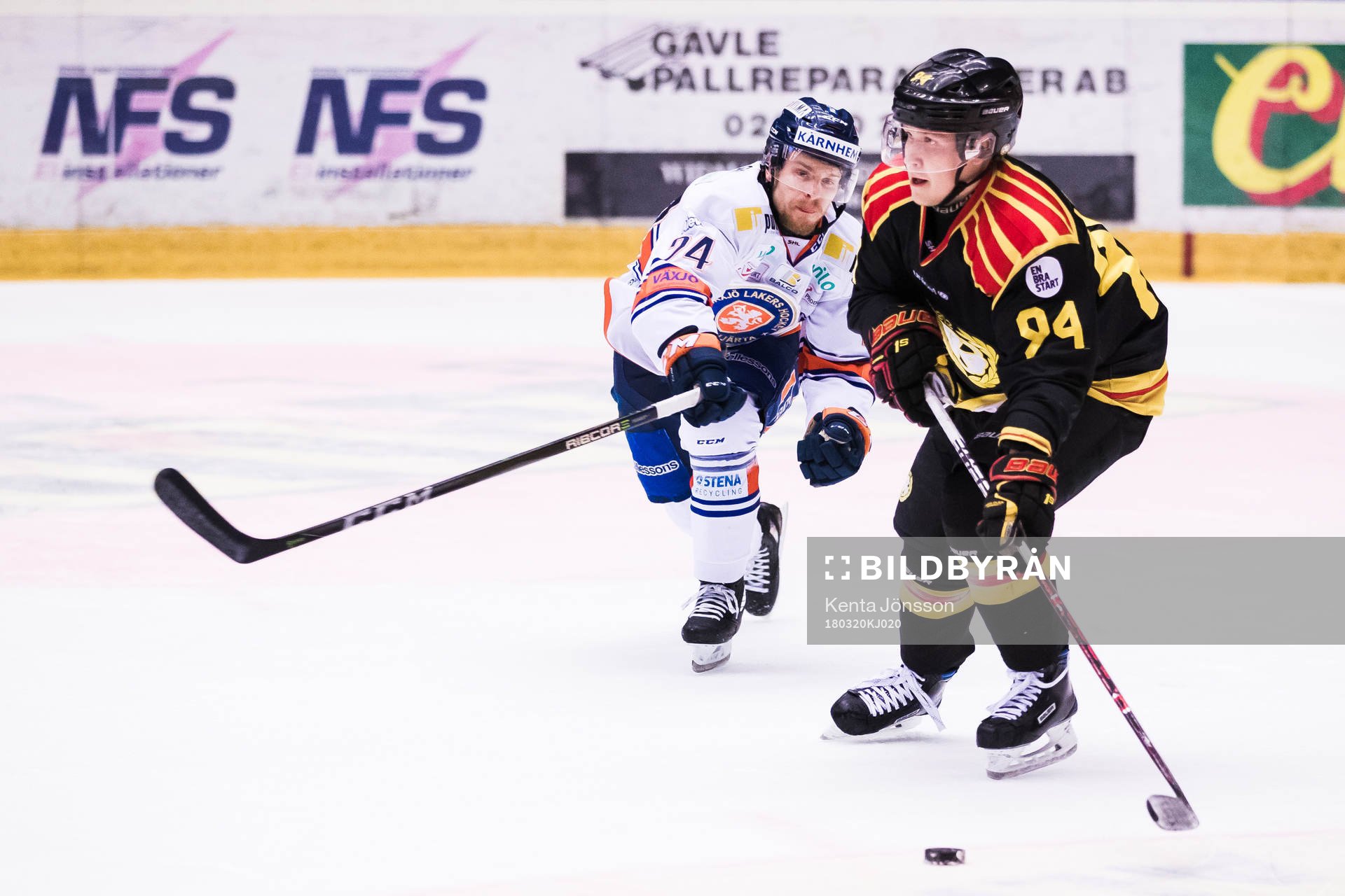 Brynäs Henrik Larsson och Växjös Brendan Shinnimin