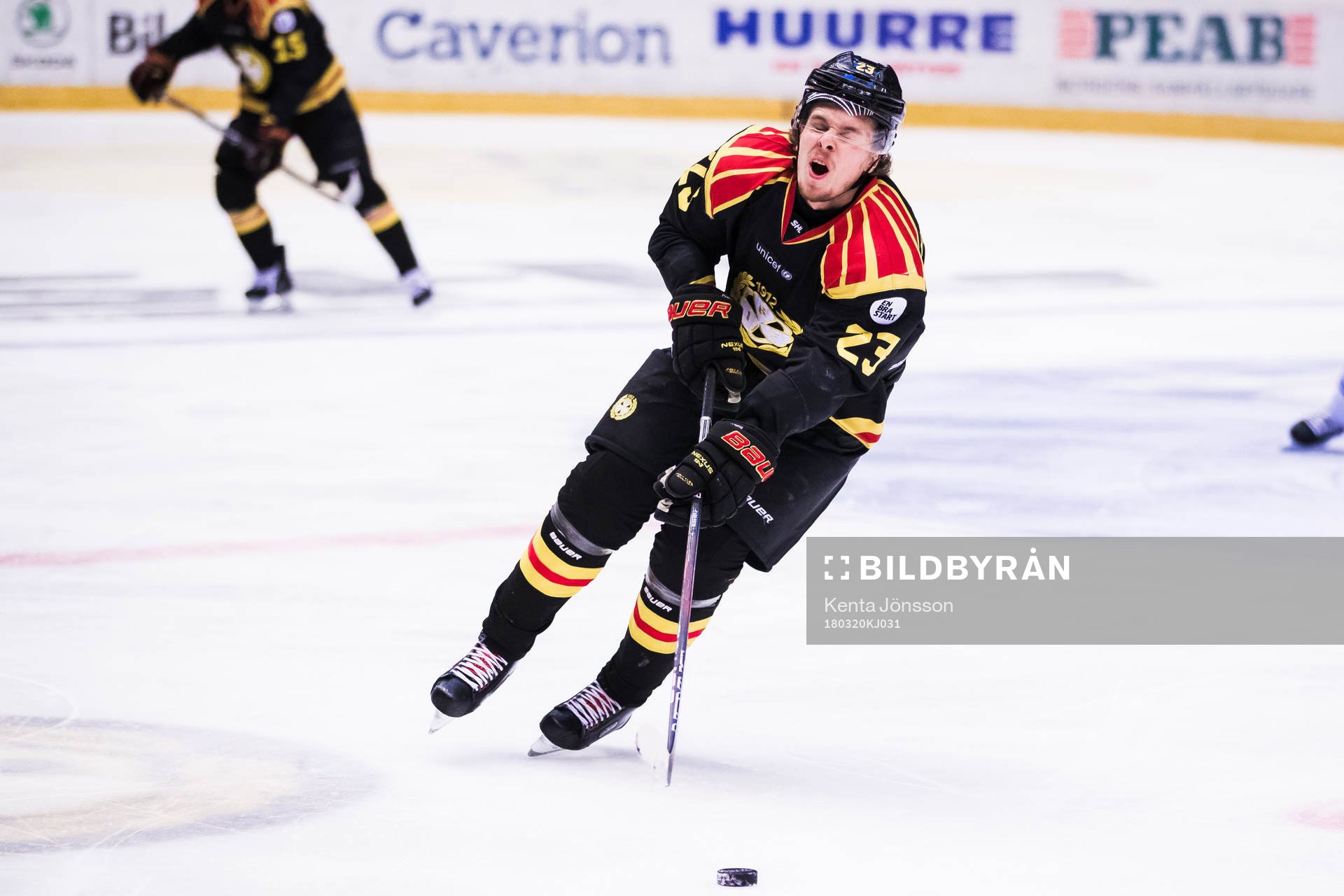 Brynäs Lucas Carlsson reagerar