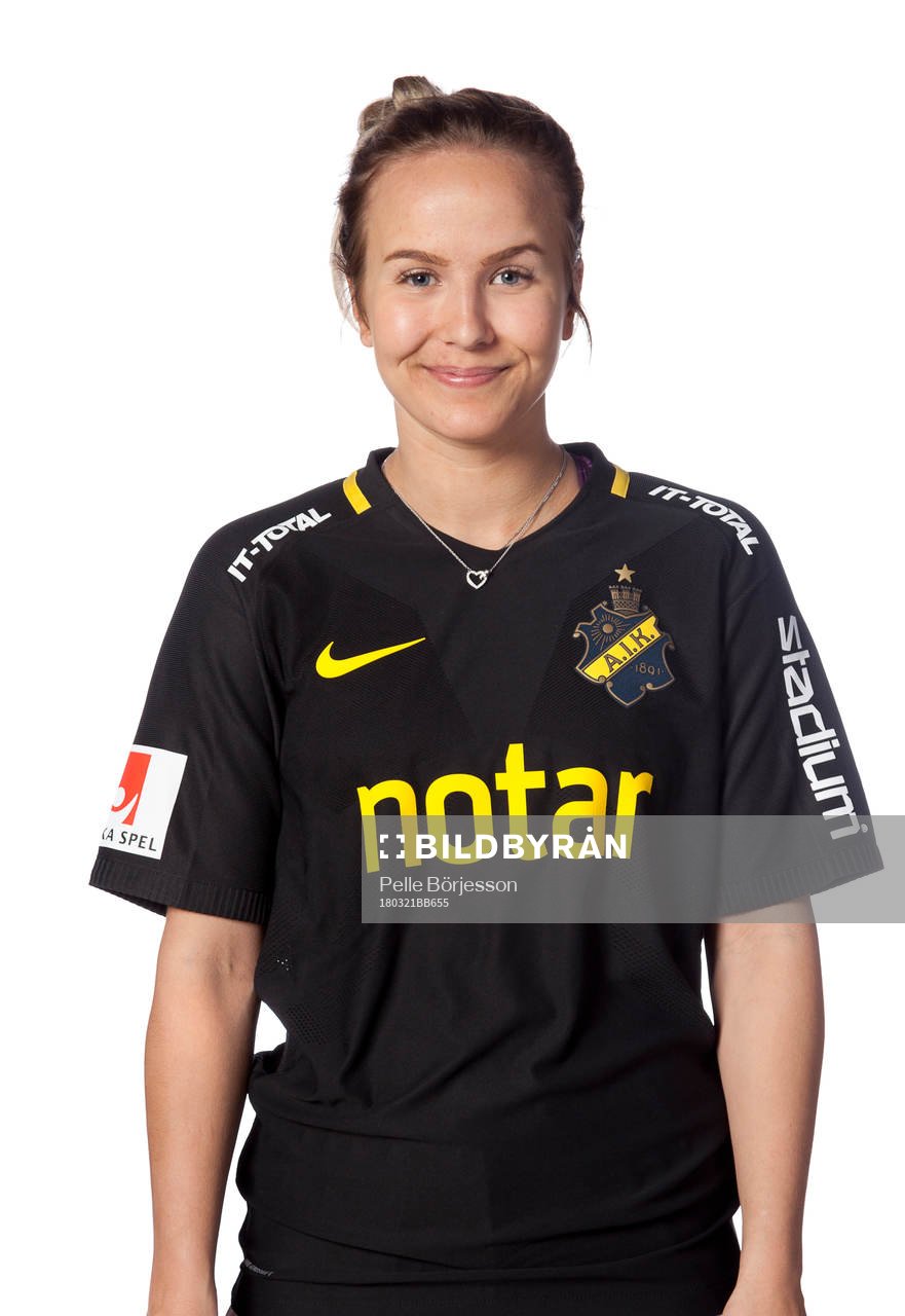 s Rebecca Rulander