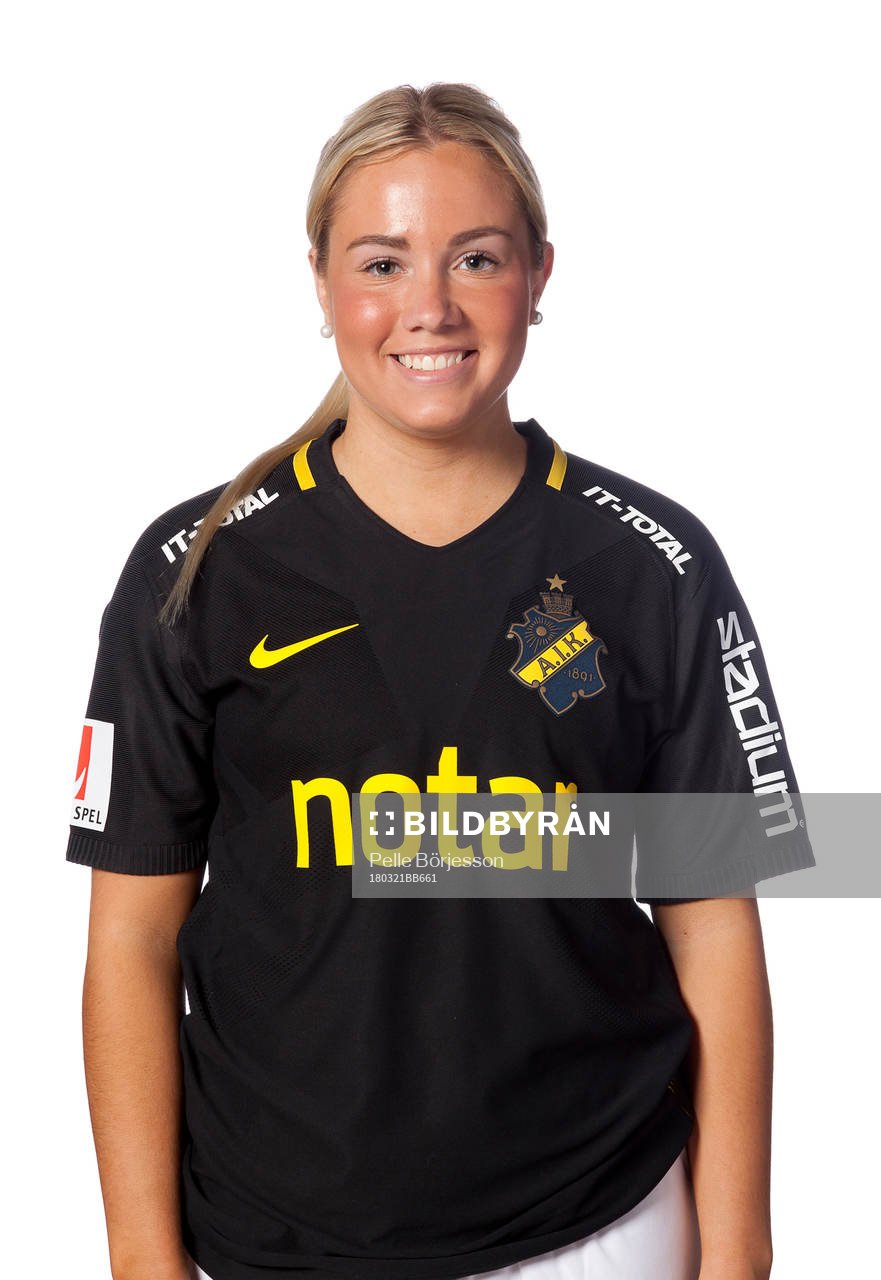 s Emelie Smirnoff