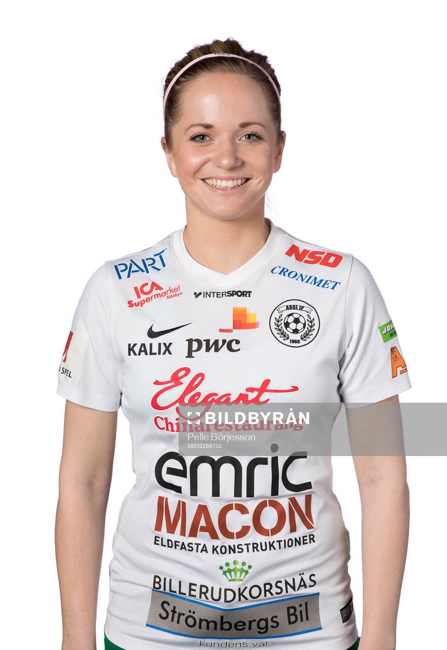 Assis Josefine Hansson poserar för ett porträtt den 21 mars 2018 i Risögrund.