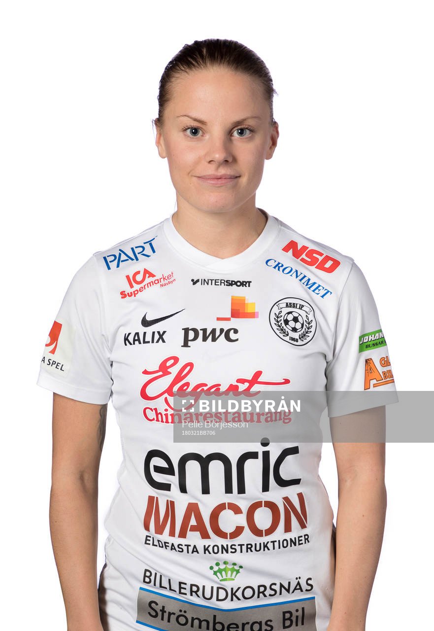 Assis Emelie Helmvall