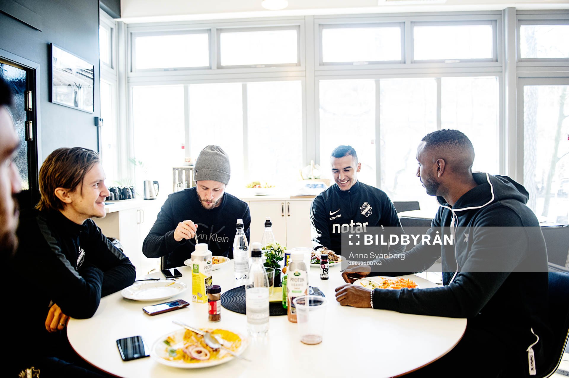 Nabil Bahoui, AIK fotboll, åter lunch med sina lagkamrater