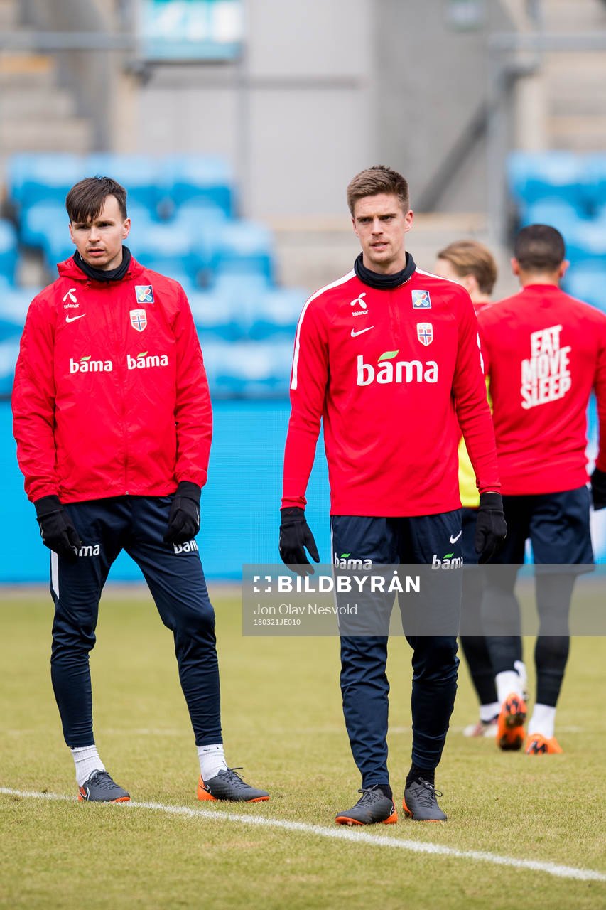 Ole Kristian Selnæs and Markus Henriksen of Norway