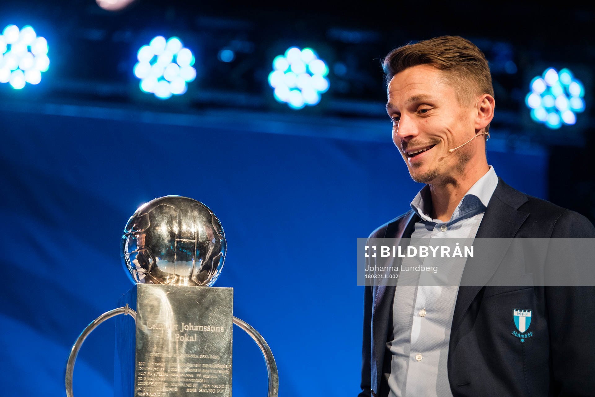 Markus Rosenberg, Malmö FF, med Lennart Johanssons pokal