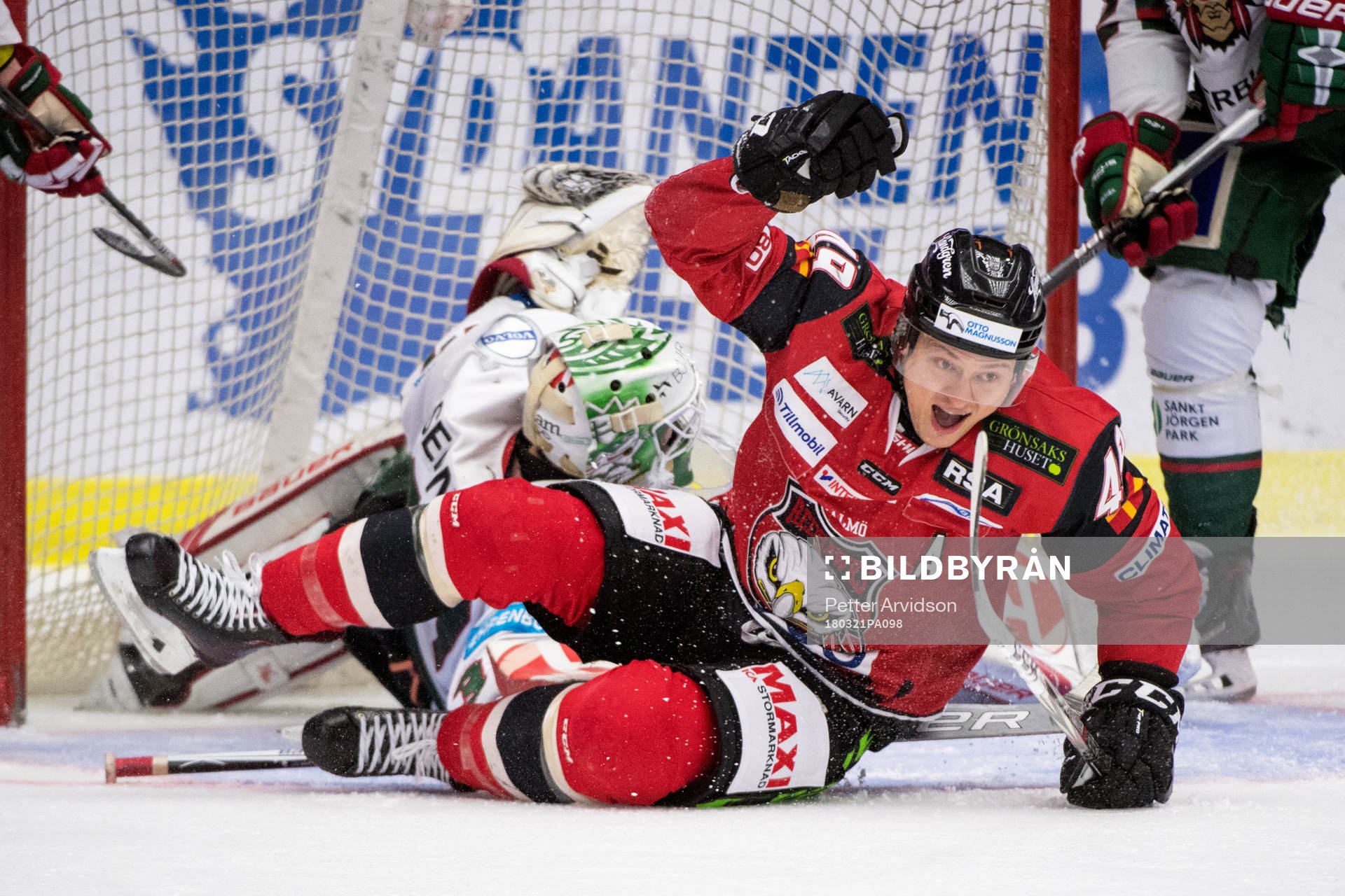 Malmö Redhawks Rhett Rakhshani jublar