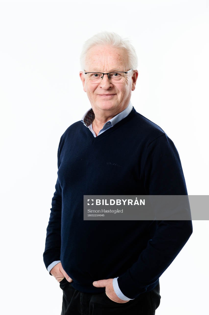 Hans Backe, Cmore