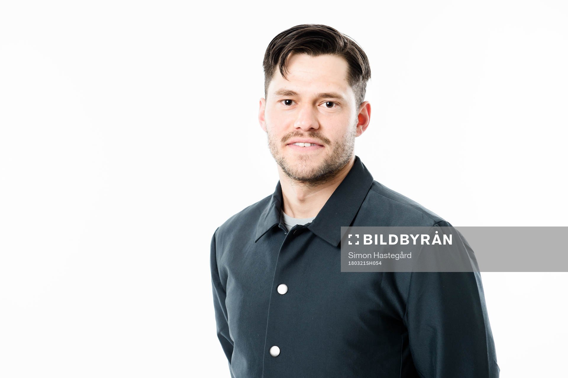 Oscar Lundh, Mittmedia