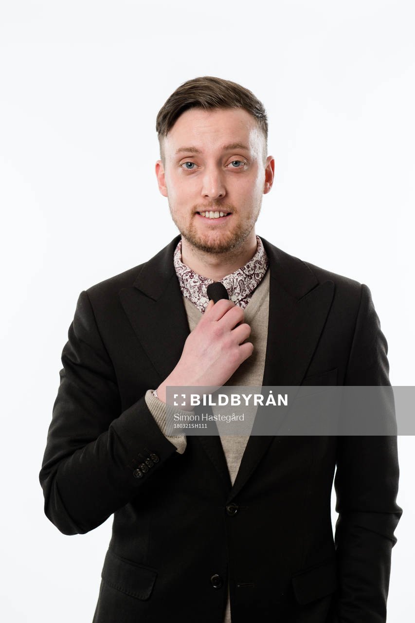 Axel Pileby, Cmore