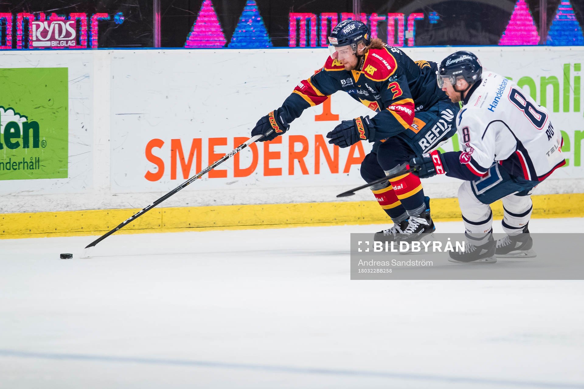 Djurgårdens William Lagesson och Linköpings Derek Roy