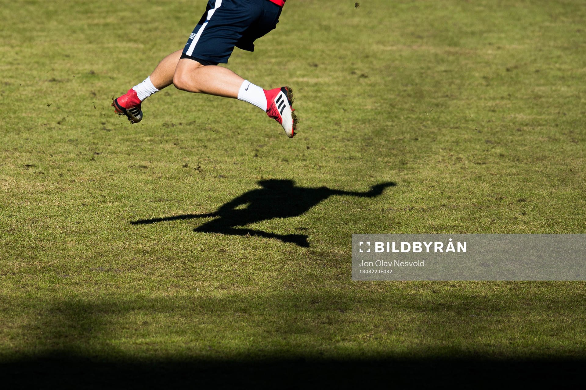 A player and his shadow