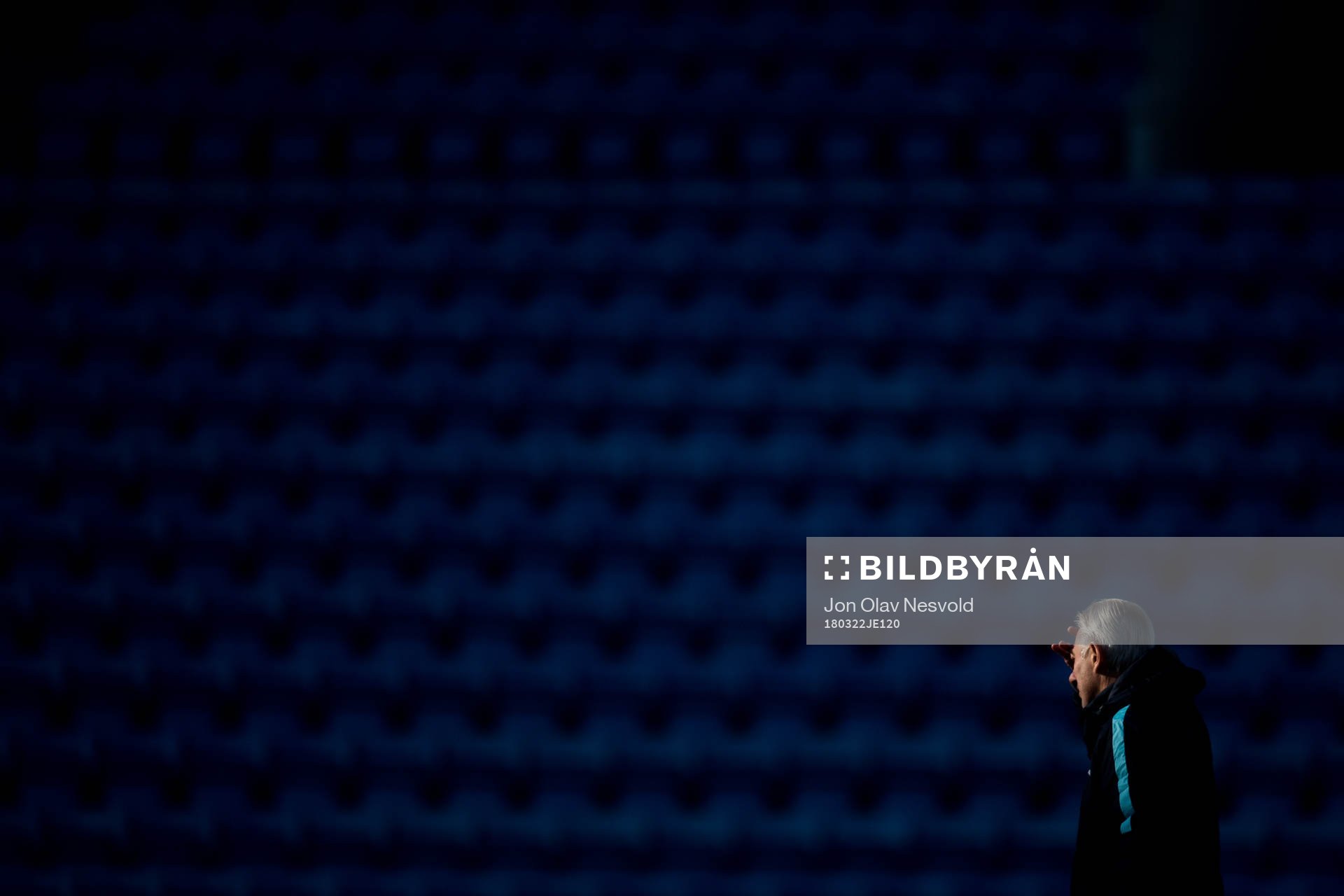 Bert van Marwijk, head coach of Australia