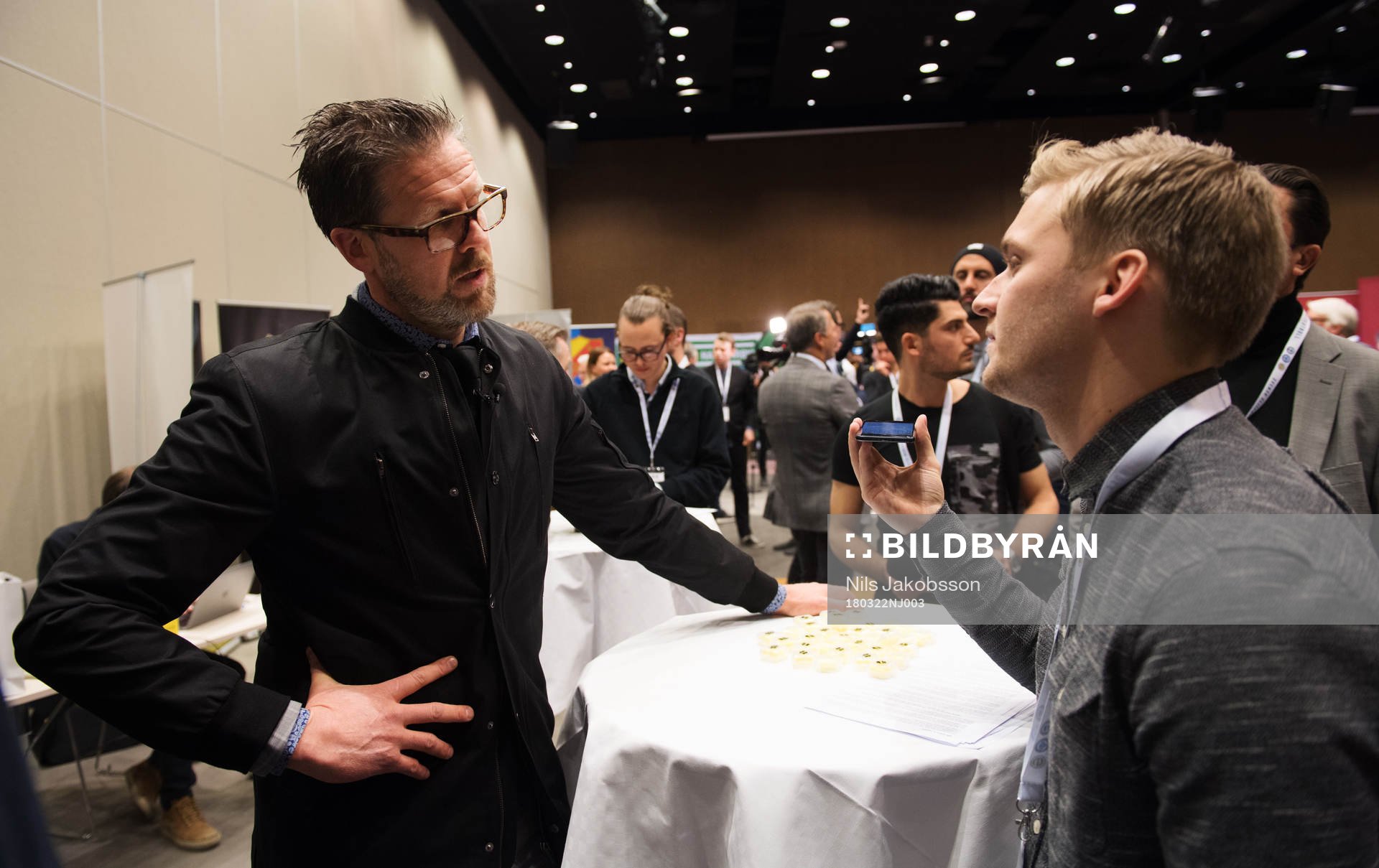 Rikard Norling, tränare AIK, pratar med media under fotbollsallsvenskans upptaktsträff den 21 mars 2018 i Stockholm.