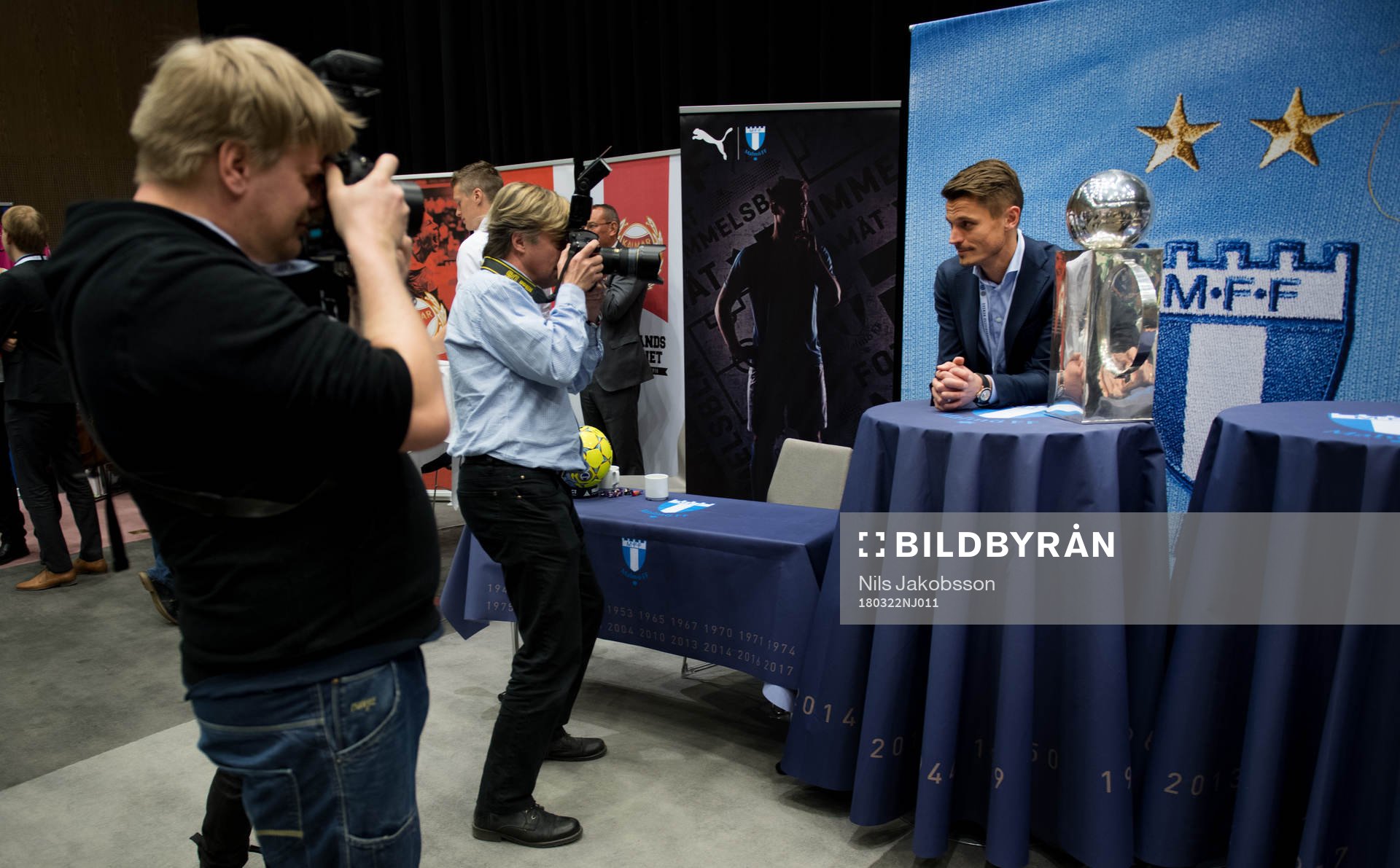 Malmös Markus Rosenberg fotograferas av fotografer under fotbollsallsvenskans upptaktsträff den 21 mars 2018 i Stockholm.
