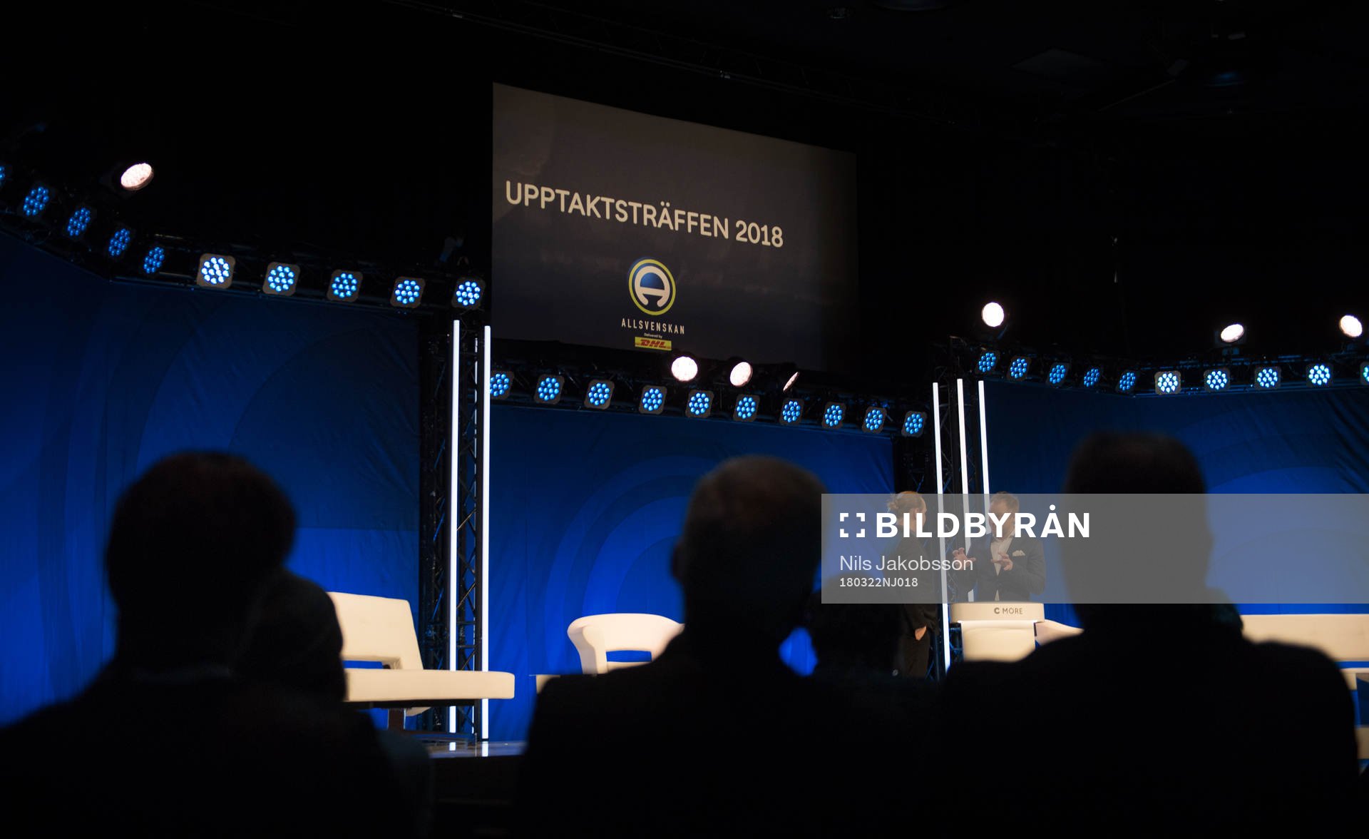 Jesper Hussfelt och Anders Andersson på scen under fotbollsallsvenskans upptaktsträff den 21 mars 2018 i Stockholm.