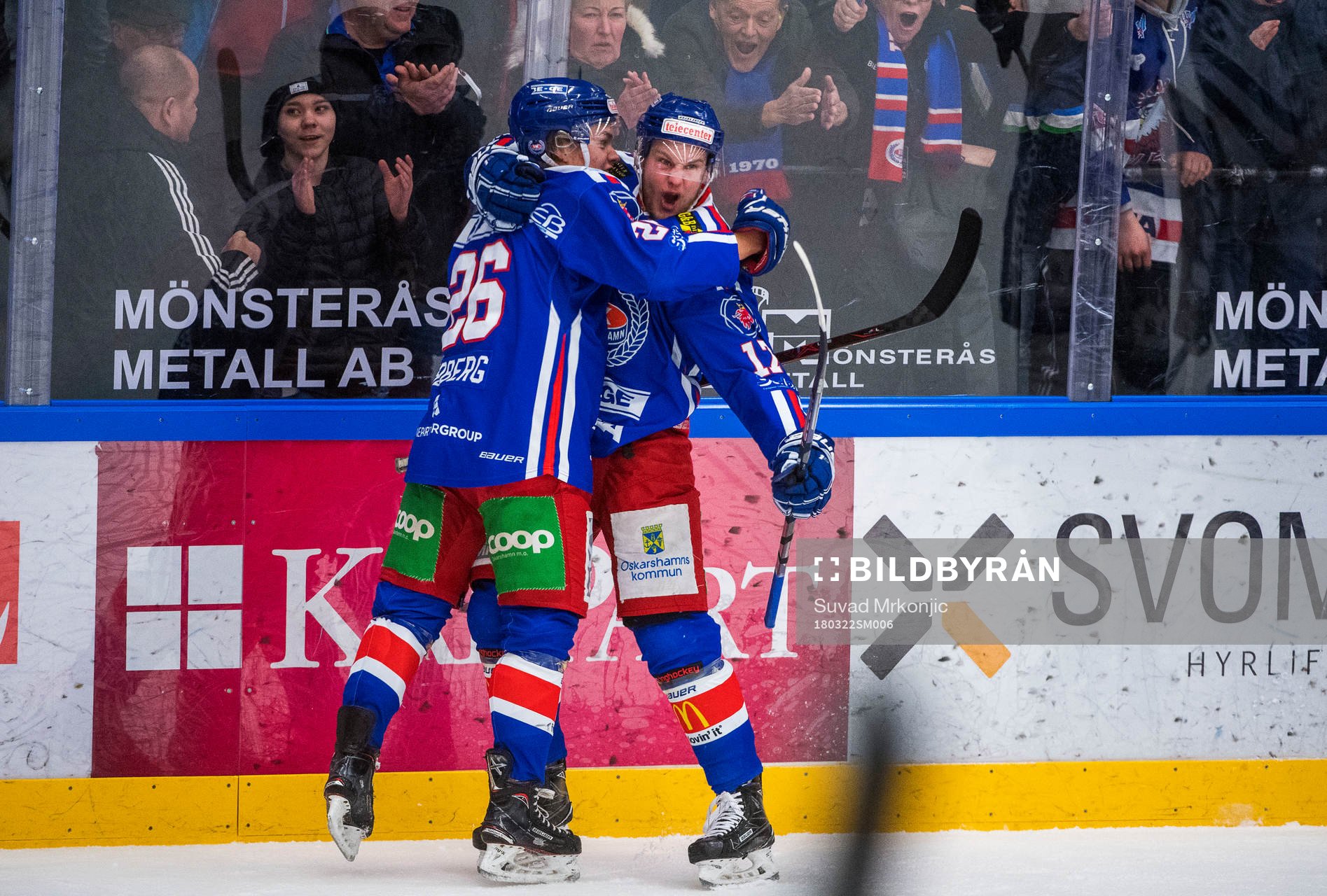 Oskarshamns Jonas Engström jublar