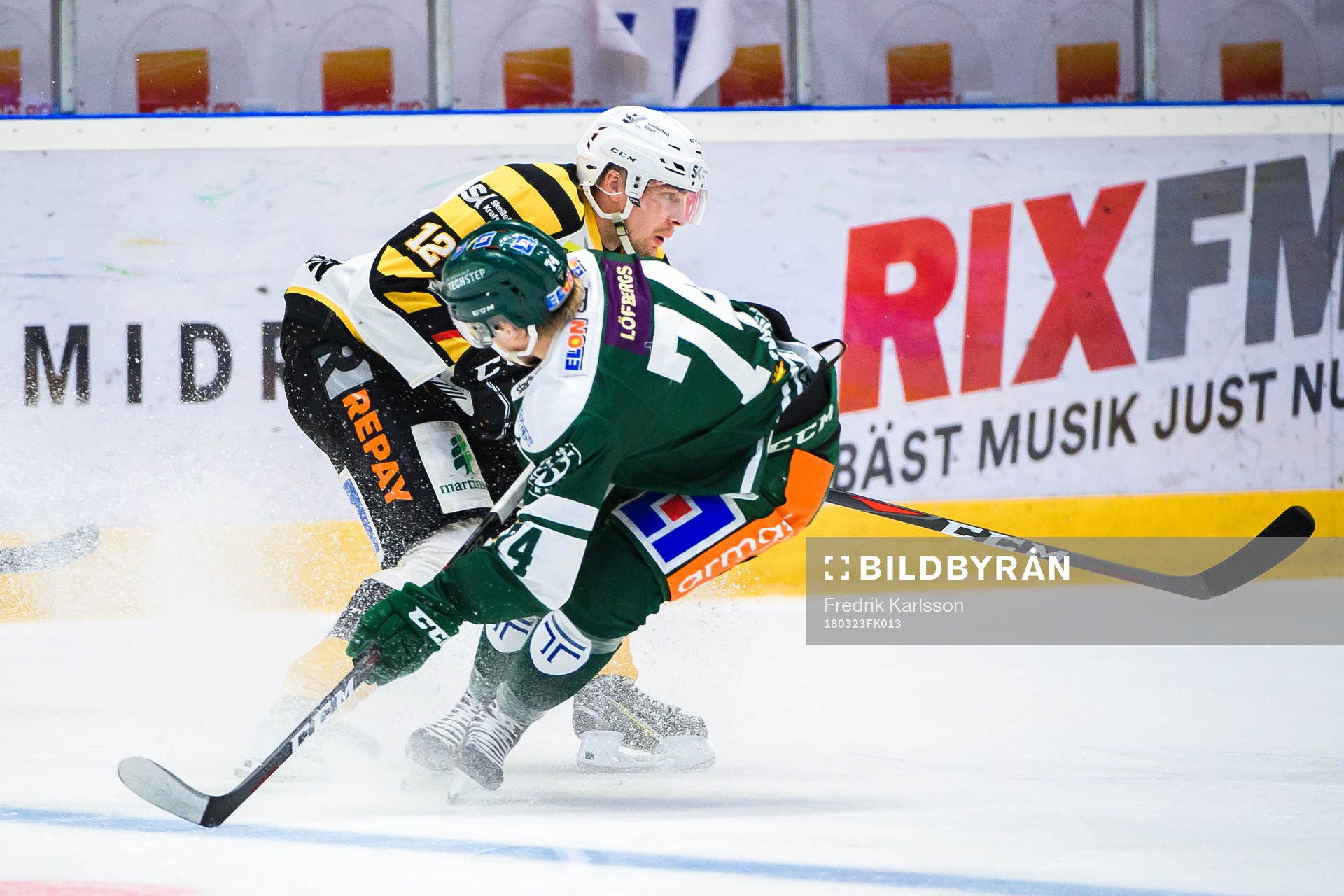 Skellefteås Adam Pettersson och Färjestads Rasmus Asplund