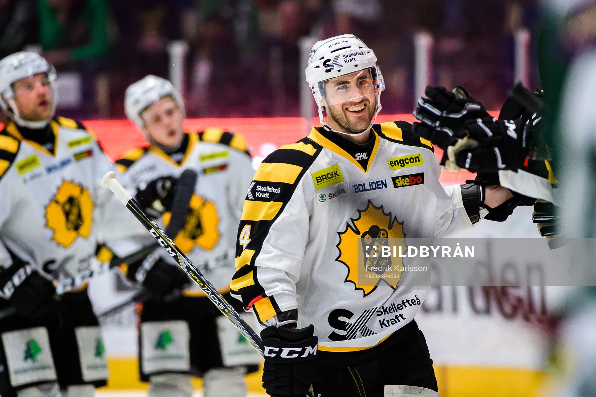 Skellefteås Bud Holloway jublar